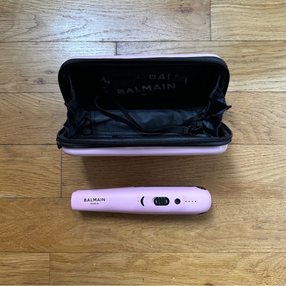 NWOT Balmain Paris Hair Couture pink straightening iron (O/S)